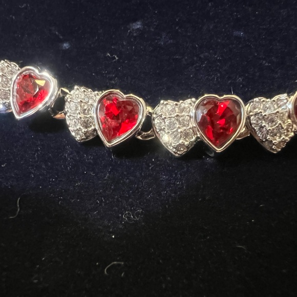 Swarovski Lala Collar Siam - Picture 2 of 5